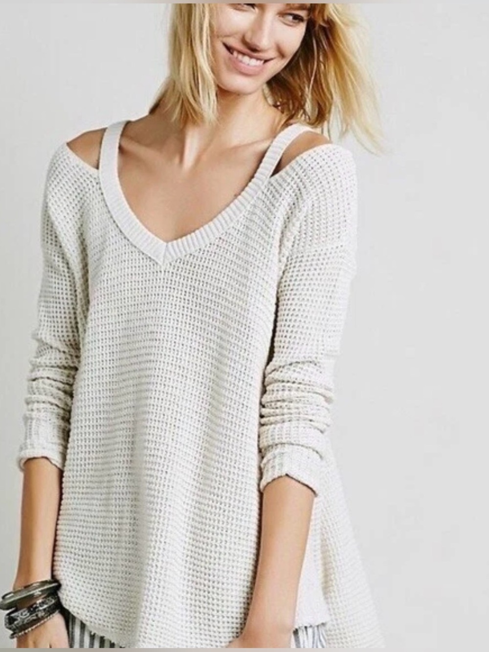 Listicle cold-Shoulder Waffle V-Neck Distressed Knit Women's Sweater